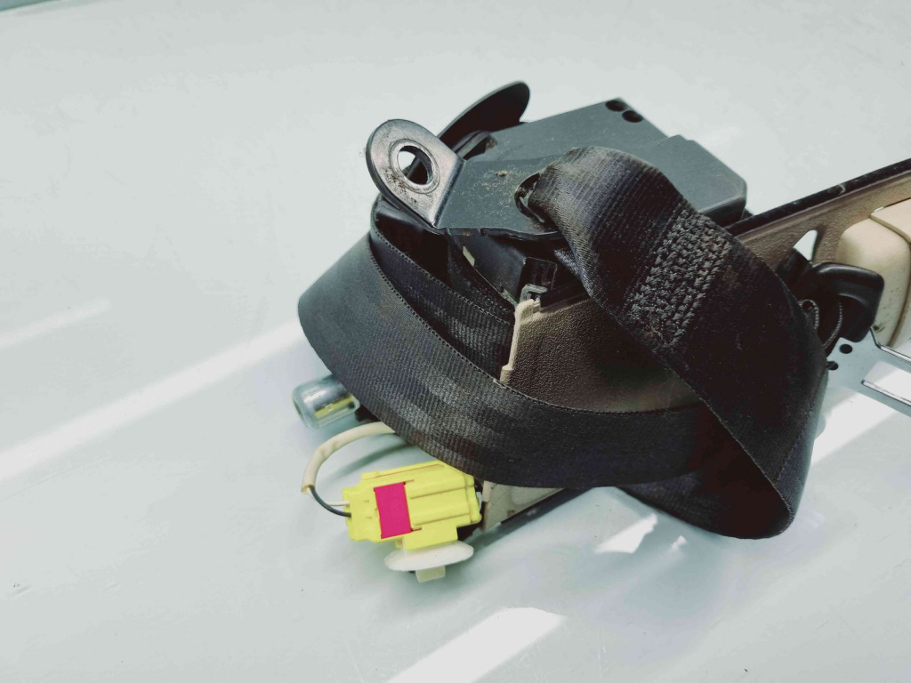 Centura stanga fata Volkswagen Touran (1T3) [Fabr 2010-2015] 1T2857705C