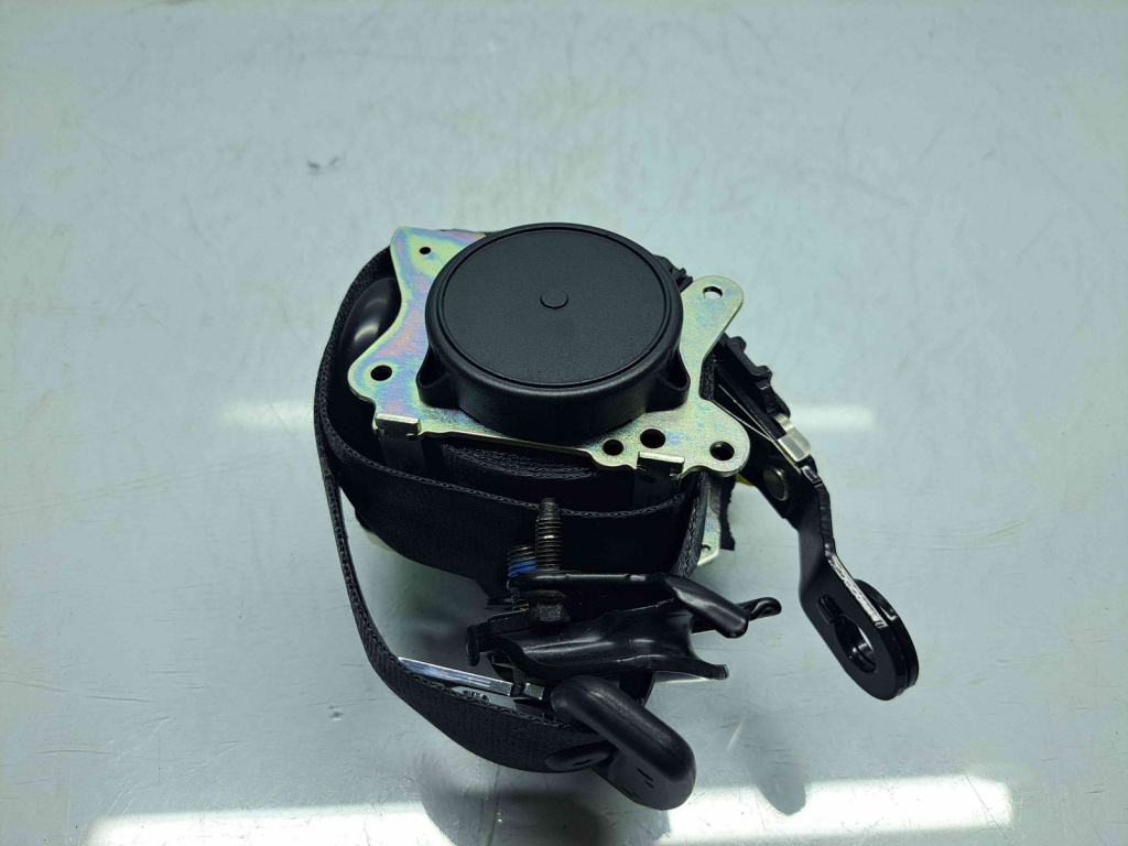 Centura stanga fata Volvo V40 II Facelift [Fabr 2013-2019] 31484535
