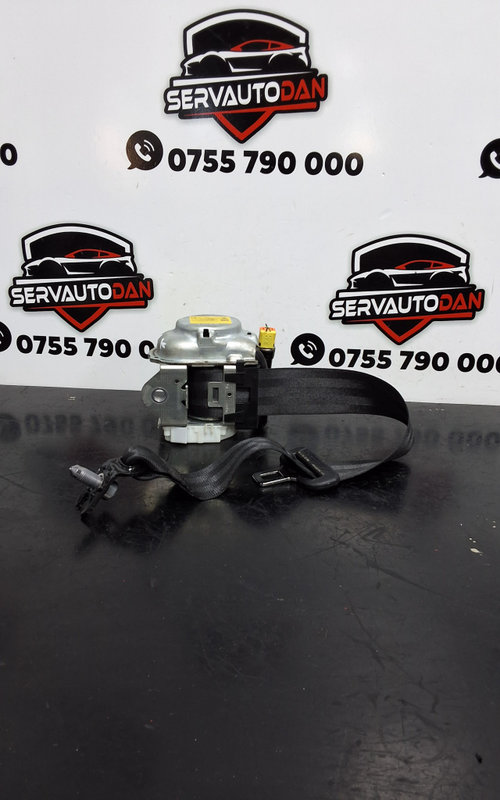 Centura stanga spate Audi A4 (2015-2019) [8W2, B9] 2.0 Motorina 2016, 8W0857805B / COMBI