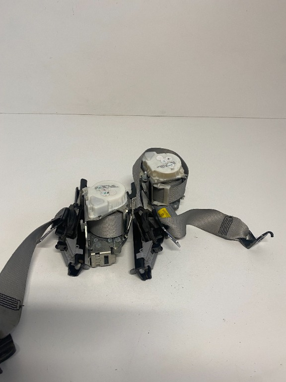 Centura stanga spate cu capsa Mercedes E Class W212