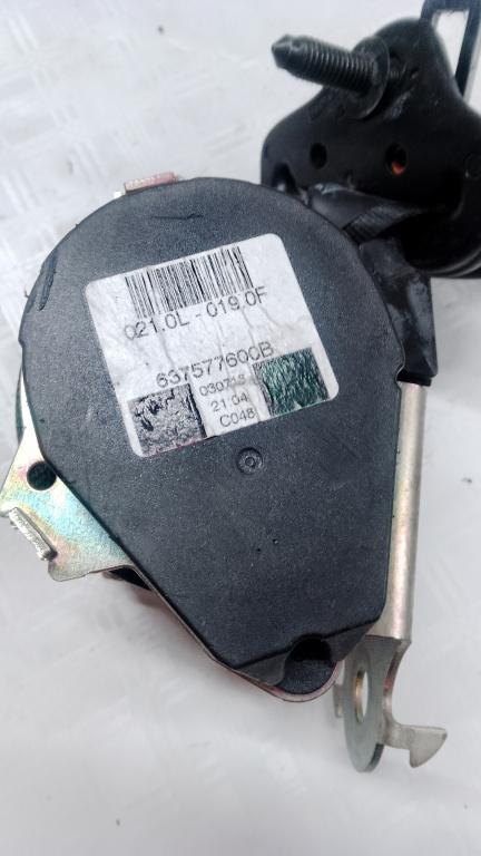 Centura stanga spate Opel Crossland - Benzina 2018, 637577600B