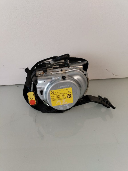 Centura stanga spate Skoda Superb 3 Combi