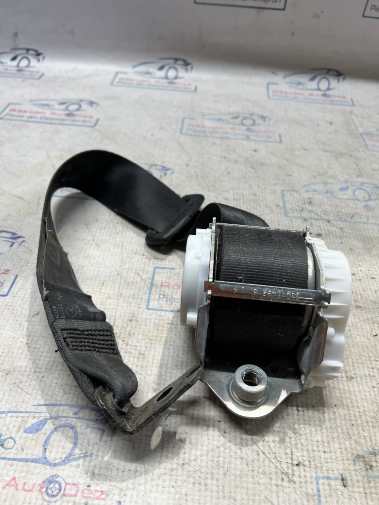 Centura stanga spate Volkswagen Passat B7 2012, 33059772H