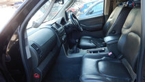 Centuri siguranta fata Nissan Pathfinder 2008 SUV ...