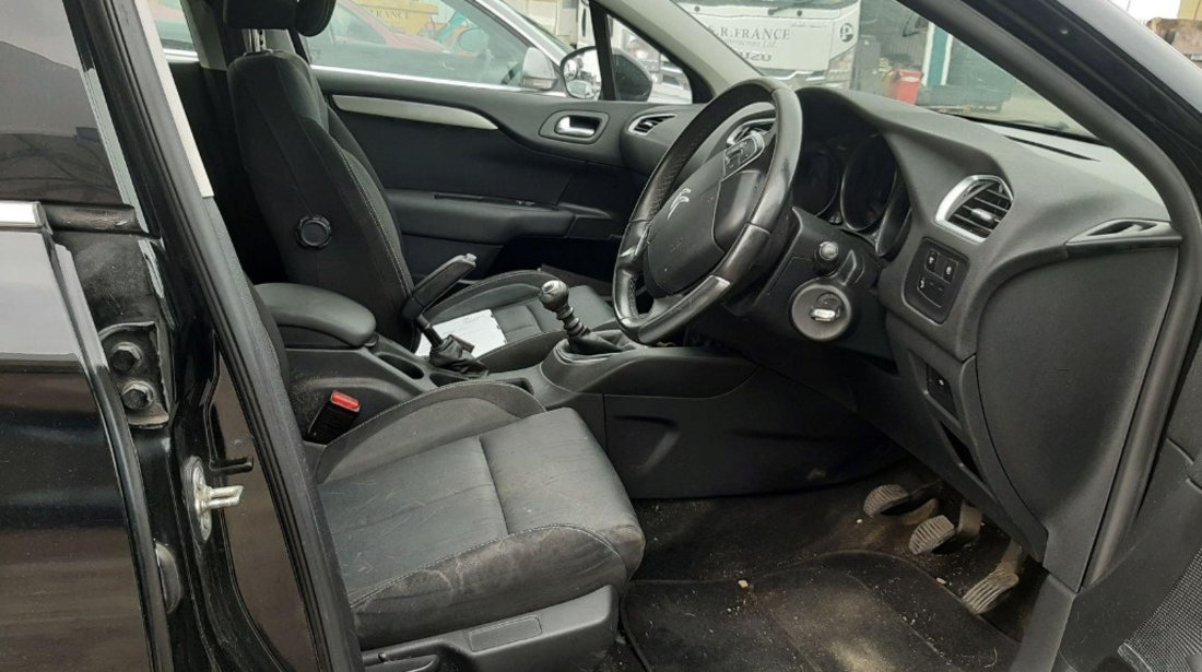 Centuri siguranta spate Citroen C4 2013 Hatchback 1.6 HDi 92 (DV6DTED)