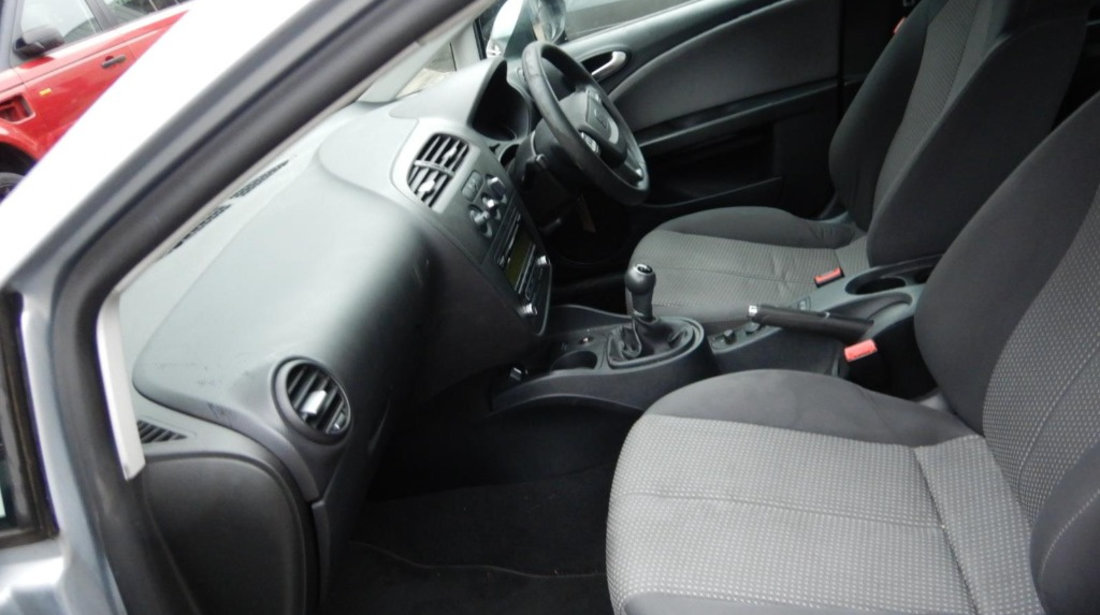 Centuri siguranta spate Seat Leon 2 2010 Hatchback 1.6 TDI