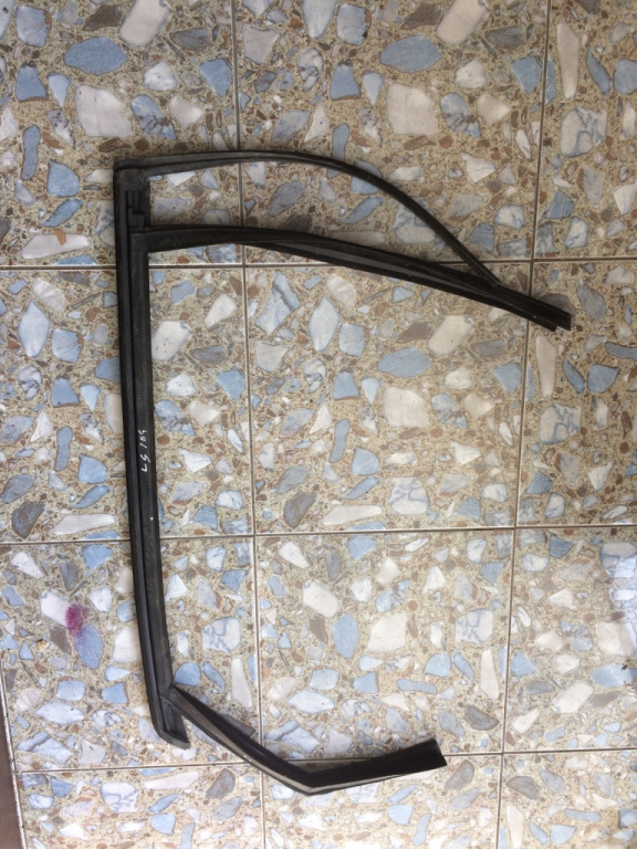Cheder geam stanga spate Ford Mondeo MK4 [2007 - 2010] Liftback 2.0 TDCi DPF AT (140 hp) MK4 (BA7) TITANIUM