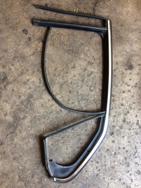 Cheder geam stanga spate Volkswagen VW J