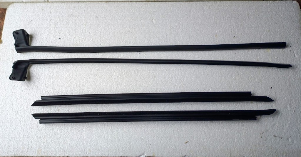 Cheder geam usi spate, stg+dr, int si ext 5P0839471B, 5P0839472B, 5P0839477D, 5P0839478D, Seat