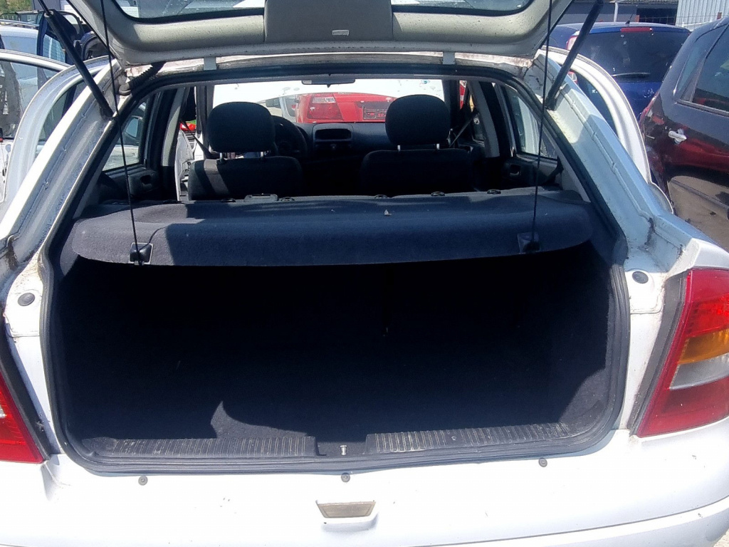 Cheder haion Opel Astra H Combi [Fabr 2004-2009] 1.4 Benz Z14XEP 66KW / 90CP