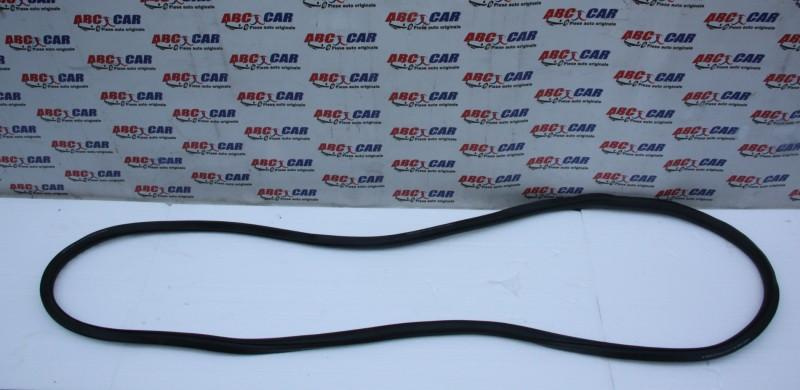 Cheder haion Volkswagen Caddy 3 2004-2010 2K0829193T