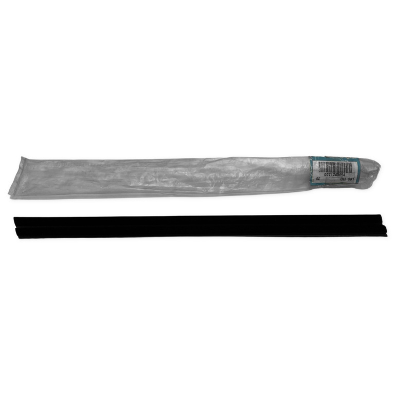 Cheder Inferior Geam Usa Dreapta Oe Fiat Sedici 2012-2014 71743494