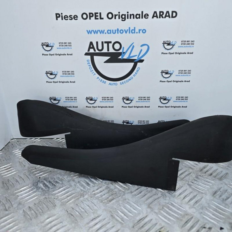 Cheder parbriz stanga dreapta Renault Master 2011-2024 668100009R