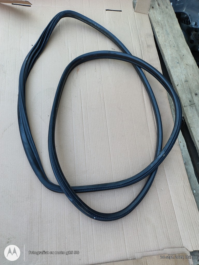 Cheder portiera stanga spate Opel Zafira