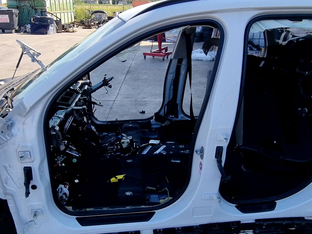 Cheder usa stanga fata Bmw X1 (F48) [Fabr 2016-2022] 2.0 B47 110 KW / 150 CP