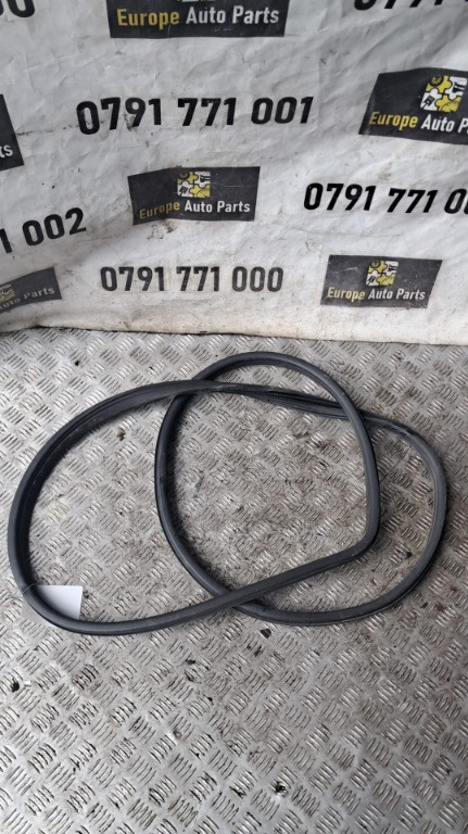 Cheder usa stanga fata Opel Meriva an 2007
