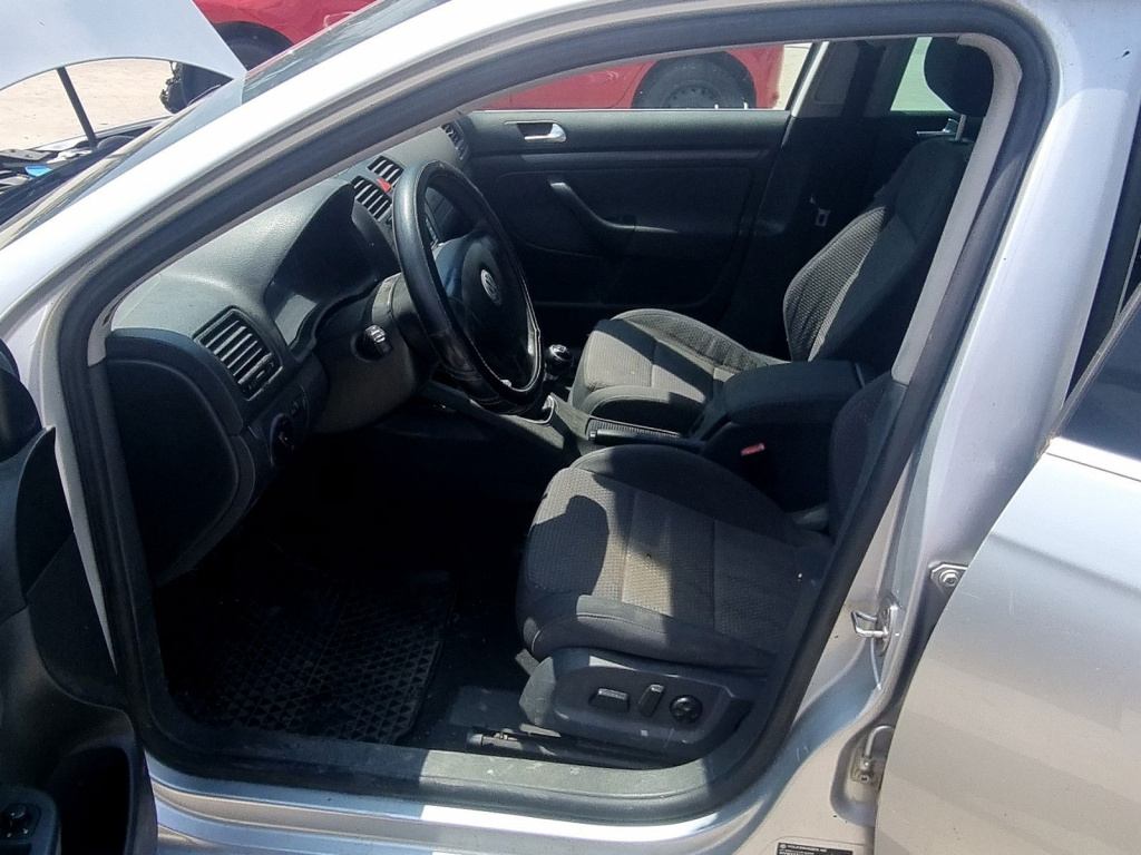 Cheder usa stanga fata Volkswagen Jetta 3 (1K2) [Fabr 2005-2010] 1.9 TDI BXE 77KW / 105CP