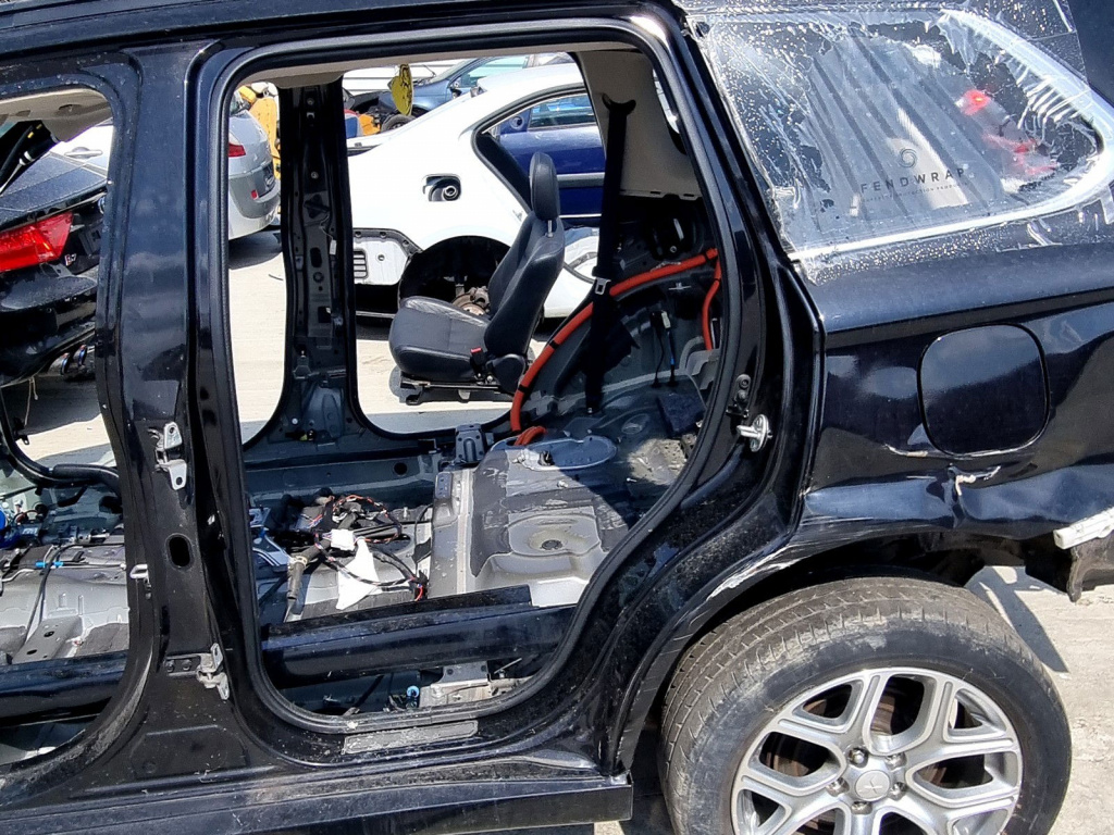 Cheder usa stanga spate MITSUBISHI Outla