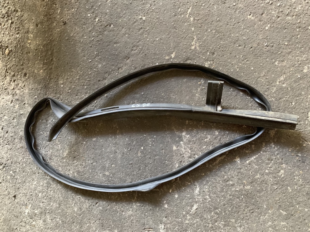 Cheder usa stanga spate Volkswagen VW Bora [1998 - 2005] Sedan 1.9 TDI MT (150 hp) (1J2)