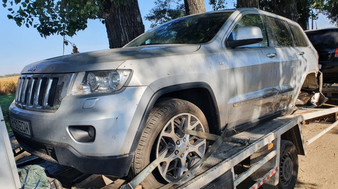 Chedere Jeep Grand Cherokee 2012 4x4 3.0 crd EXF