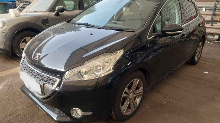 Chedere Peugeot 208 2012 HATCHBACK 1.6 HDI
