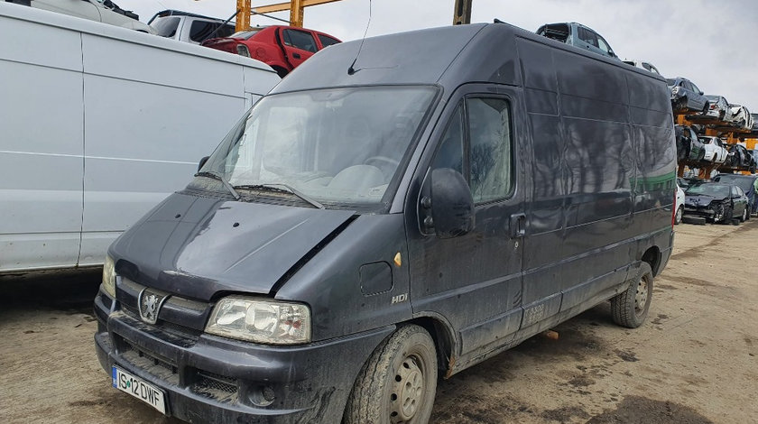 Chedere Peugeot Boxer 2006 van 2.8 hdi