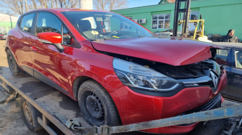 Chedere Renault Clio 4 2015 HatchBack 1.5 dci