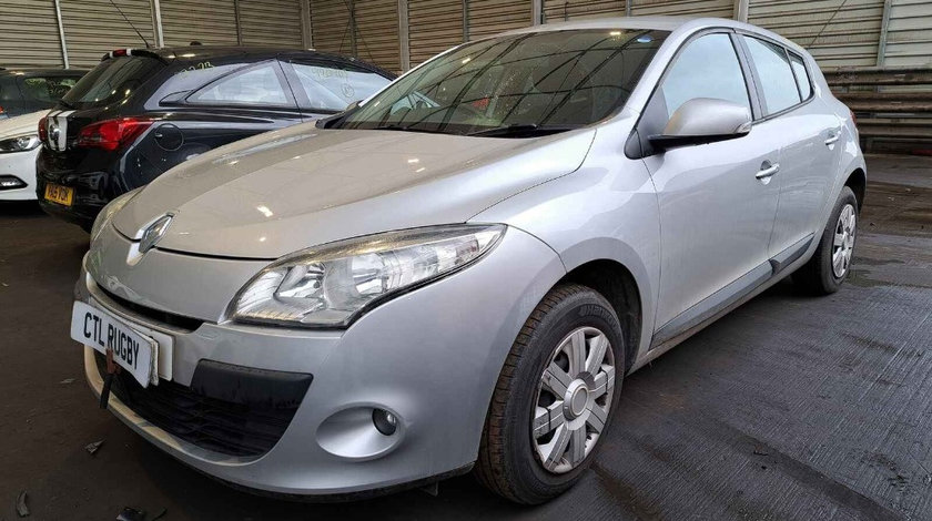 Chedere Renault Megane 3 2011 HATCHBACK 1.5 dCI