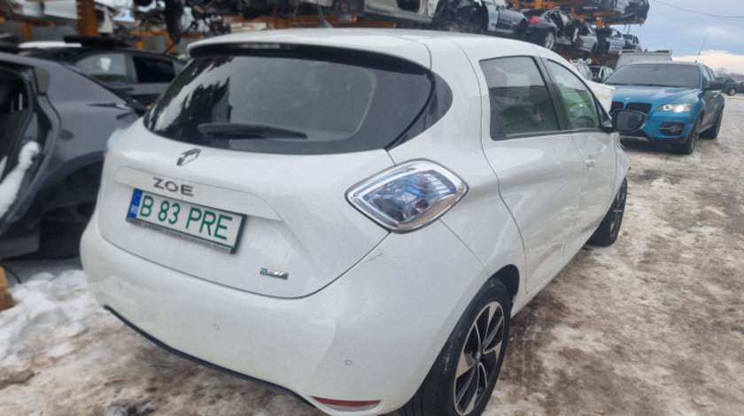 Chedere Renault Zoe 2020 hatchback 5AQ607, 44.5 KWh