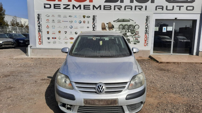 Chedere Volkswagen Golf 5 Plus 2005 Hatchback 1.6 i