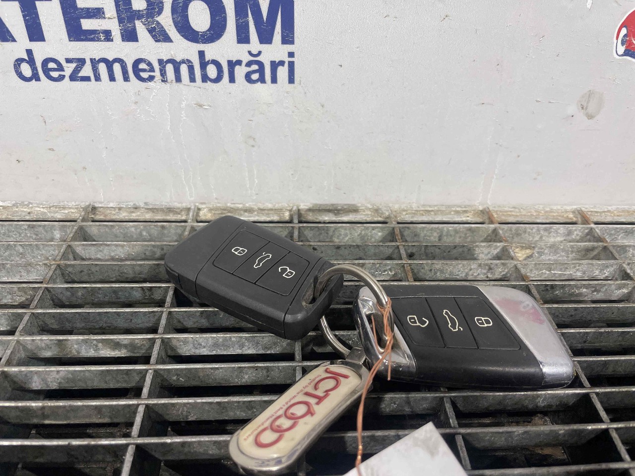 CHEIE CONTACT VW PASSAT PASSAT - - (2014 2019)