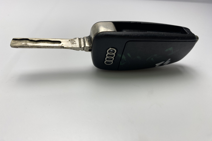 Cheie cu telecomandă Audi A4 B7 [2004 - 2008]