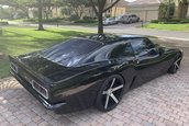 Chevrolet Camaro cu motor central