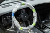 Chevrolet Camaro IROC-Z cu 17 kilometri la bord