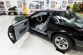 Chevrolet Camaro IROC-Z cu 17 kilometri la bord