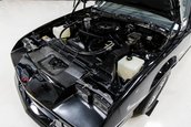 Chevrolet Camaro IROC-Z cu 17 kilometri la bord