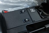 Chevrolet Camaro IROC-Z cu 17 kilometri la bord