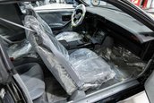 Chevrolet Camaro IROC-Z cu 17 kilometri la bord