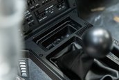 Chevrolet Camaro IROC-Z cu 17 kilometri la bord