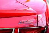Chevrolet Camaro SS cu 9 kilometri la bord
