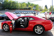 Chevrolet Camaro SS cu 9 kilometri la bord