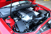 Chevrolet Camaro SS cu 9 kilometri la bord