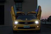 Chevrolet Camaro transformat in limuzina