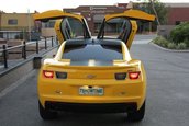 Chevrolet Camaro transformat in limuzina
