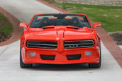 Chevrolet Camaro transformat in Pontiac GTO