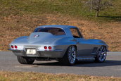 Chevrolet Corvette C2 cu motor LS3