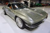Chevrolet Corvette C6 transformat in Chevrolet Corvette C2