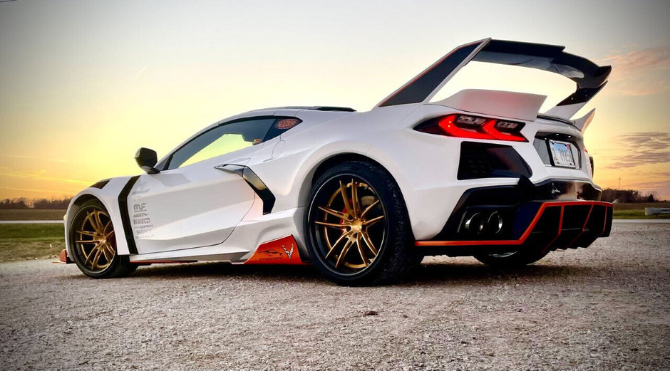 Chevrolet Corvette C8 cu 740 CP sub capota
