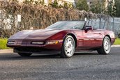 Chevrolet Corvette Convertible 40th Anniversary cu 3.093 de kilometri la bord