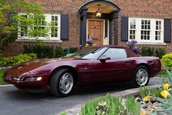 Chevrolet Corvette Convertible 40th Anniversary cu 3.093 de kilometri la bord